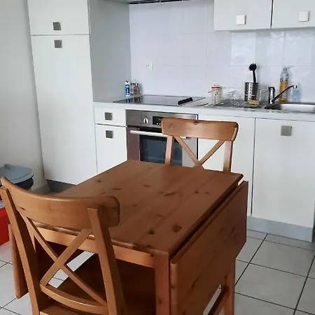 F2 Sur Les Hauteurs De *